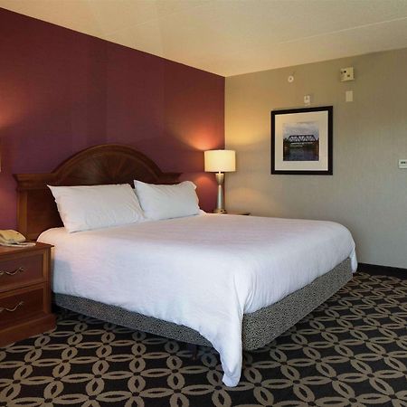 Hilton Garden Inn Auburn Riverwatch Exteriör bild