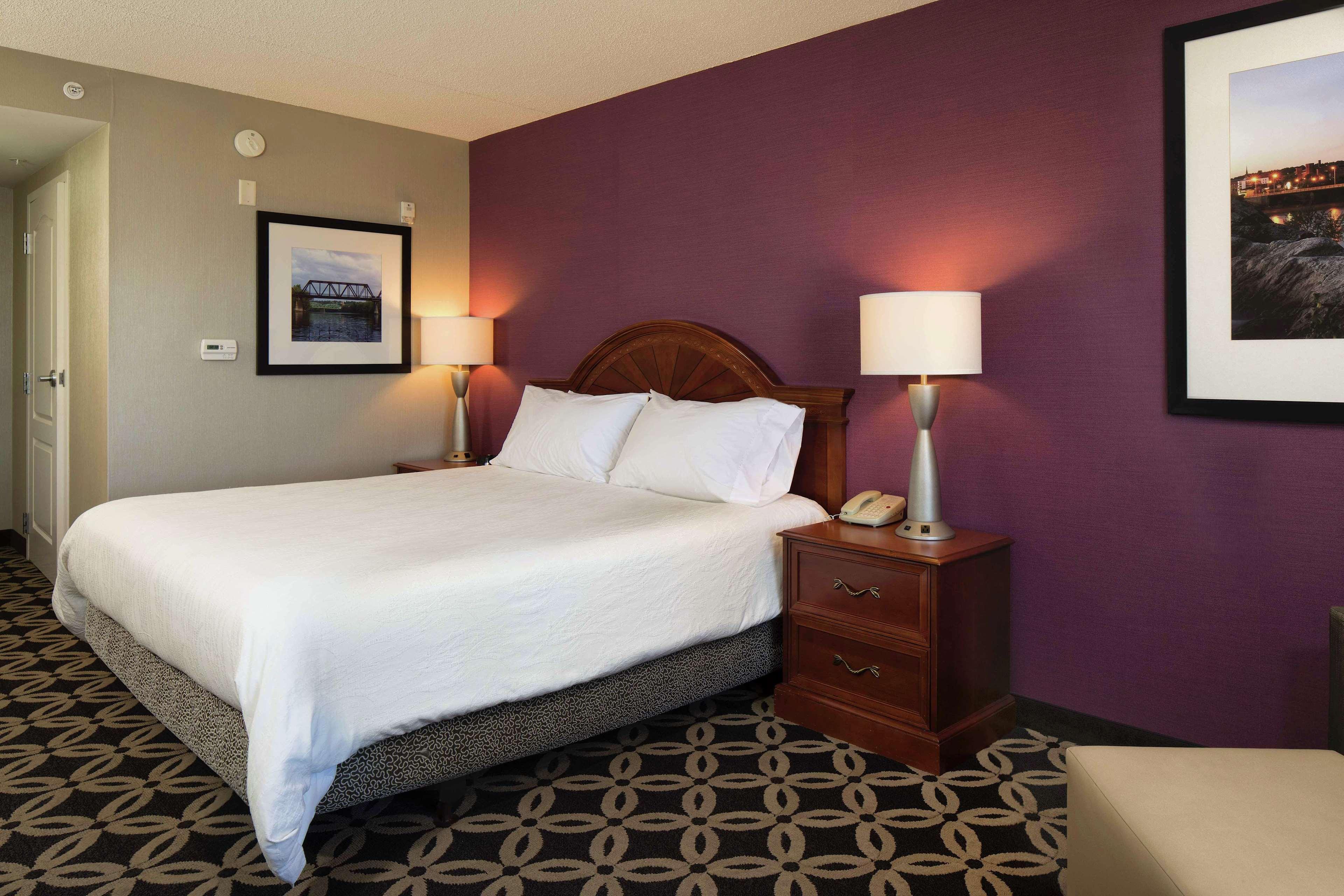 Hilton Garden Inn Auburn Riverwatch Exteriör bild