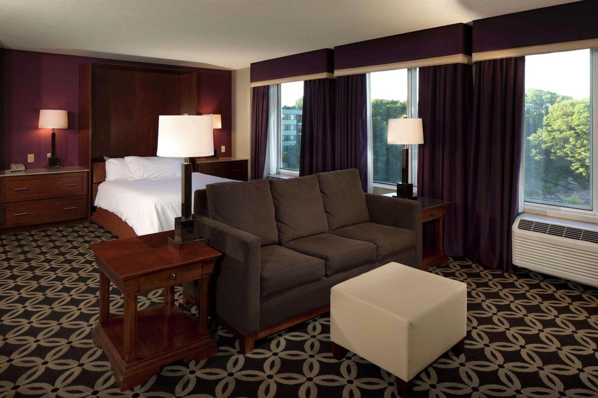 Hilton Garden Inn Auburn Riverwatch Exteriör bild