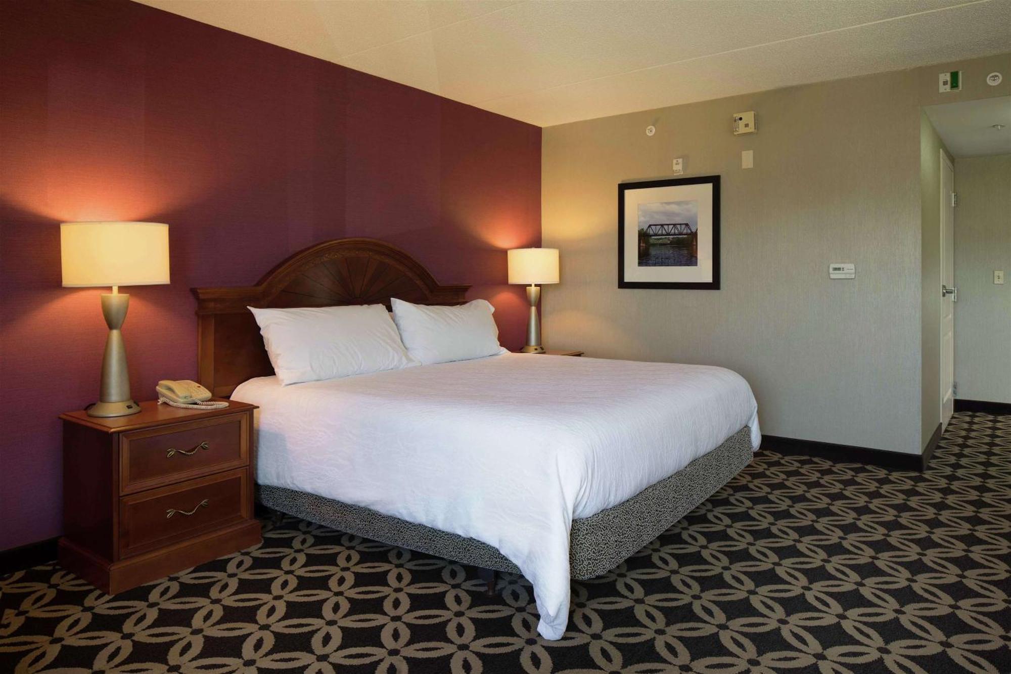 Hilton Garden Inn Auburn Riverwatch Exteriör bild