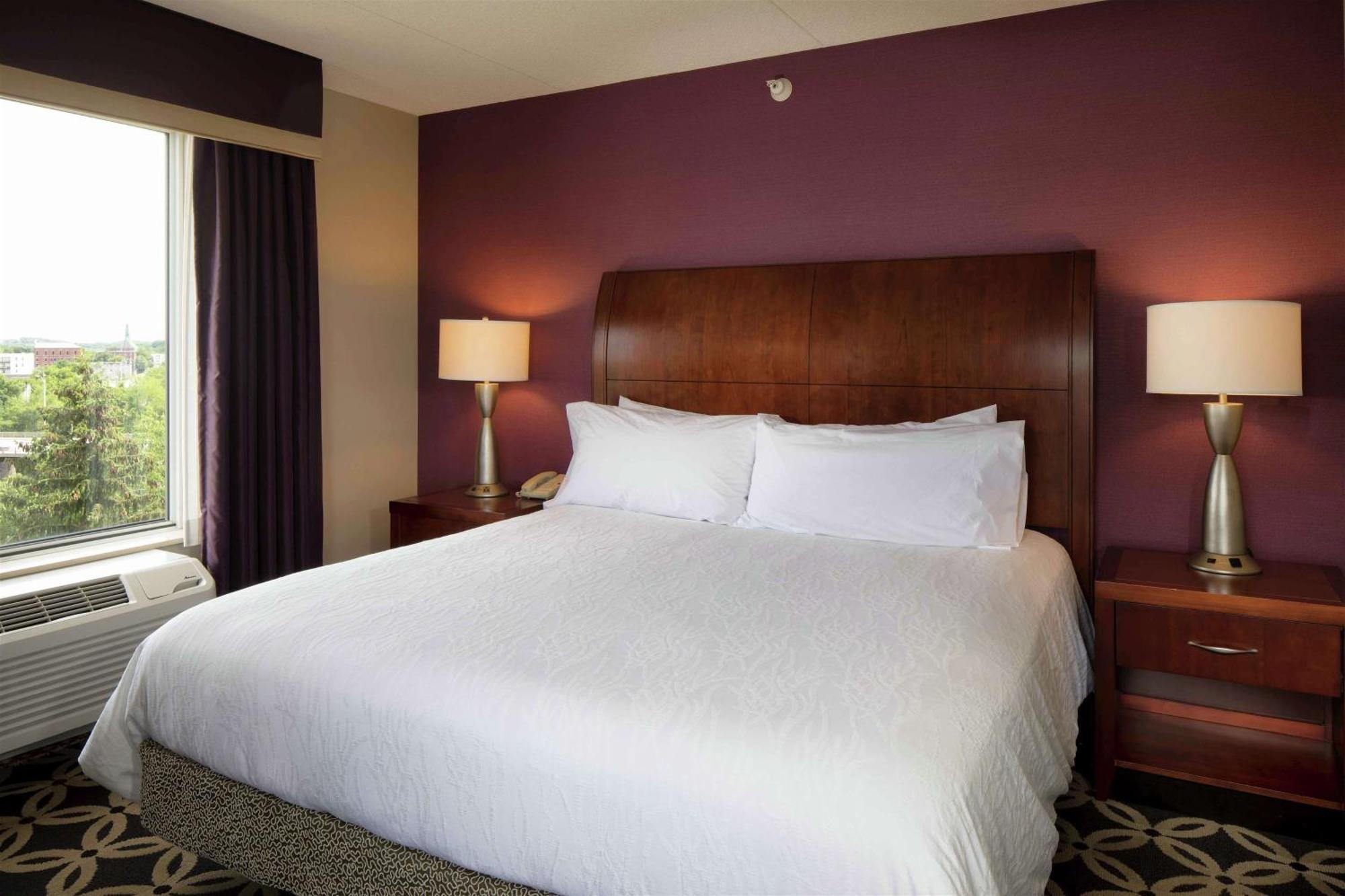 Hilton Garden Inn Auburn Riverwatch Exteriör bild