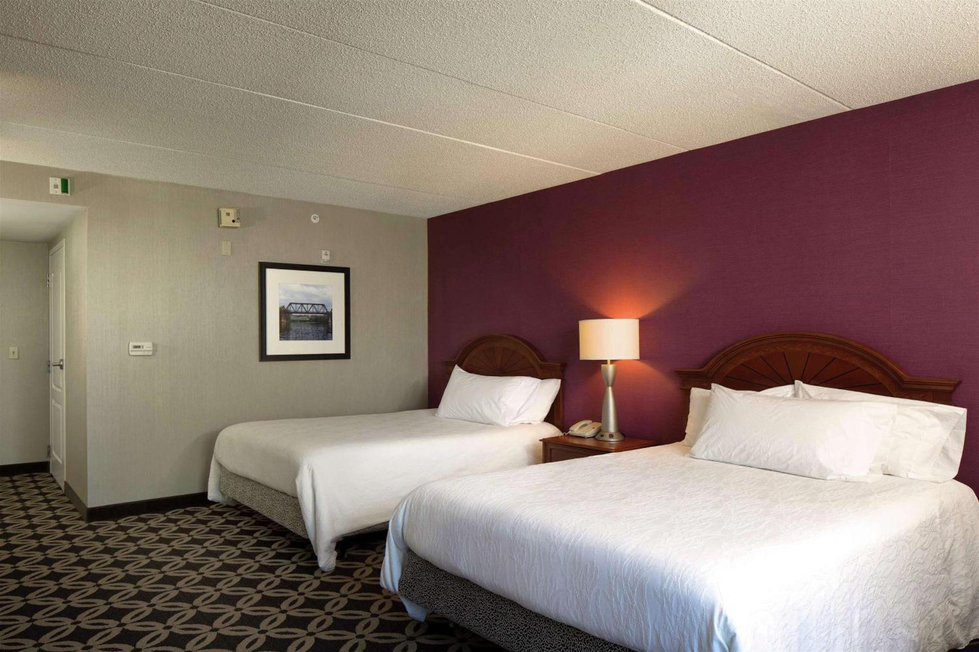Hilton Garden Inn Auburn Riverwatch Exteriör bild